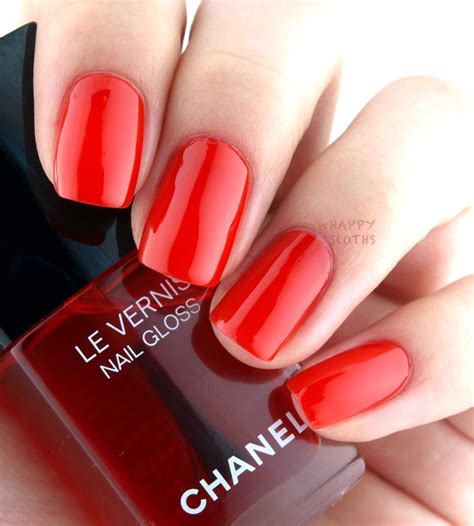 chanel le vernis nail polish reviews.